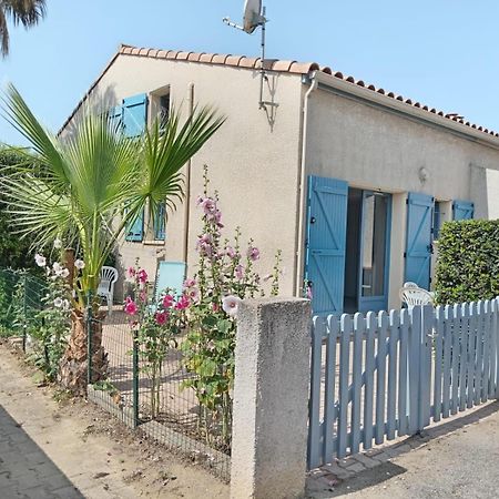 Maison Avec Terrasse Et Piscine Dans Residence A 6Min De La Plage Sainte-Marie Exterior foto
